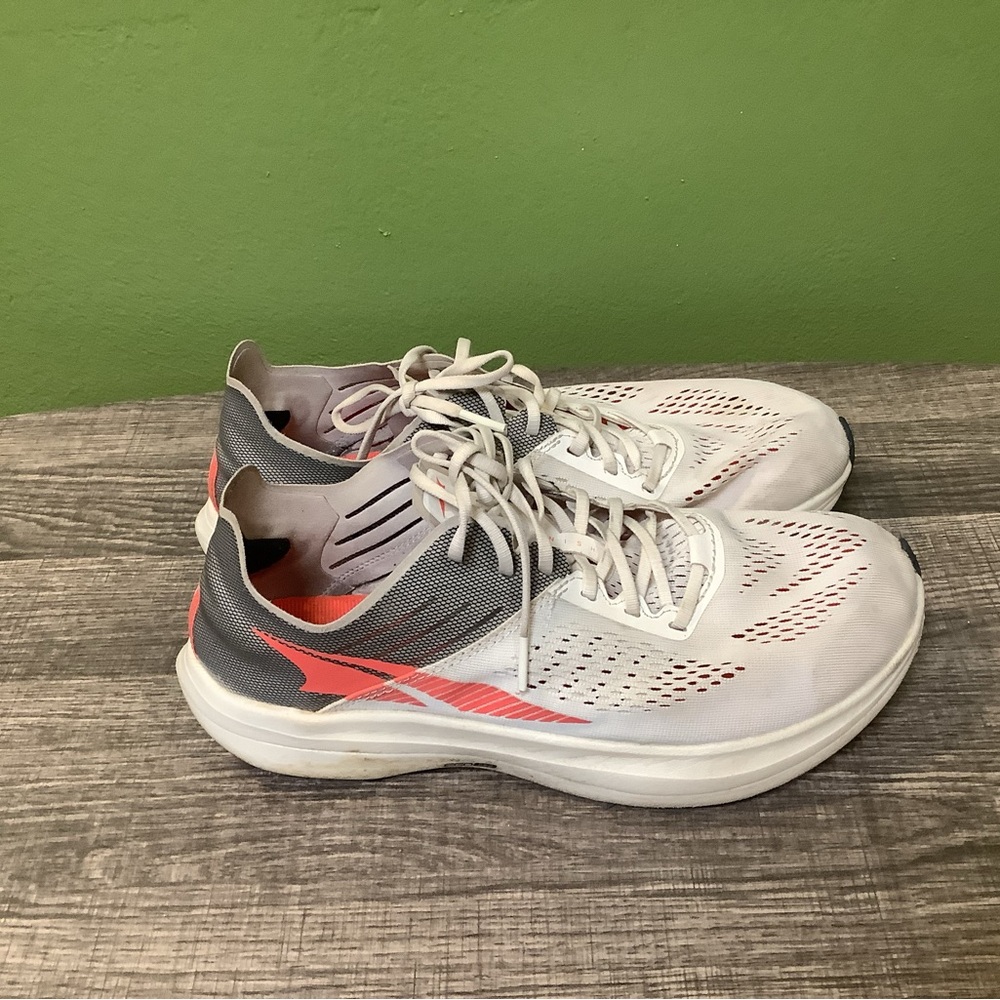 Altra Vanish Carbon White and Red